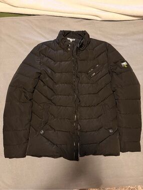 Men's Black Quilted Puffer Jacket with Zip Chest Pocket